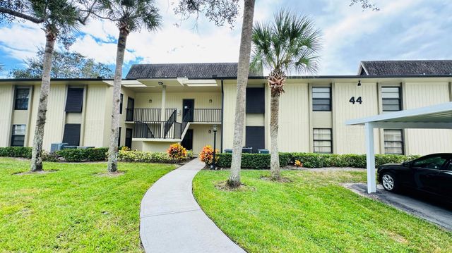 44 Plantation Drive 102, Vero Beach, FL 32966