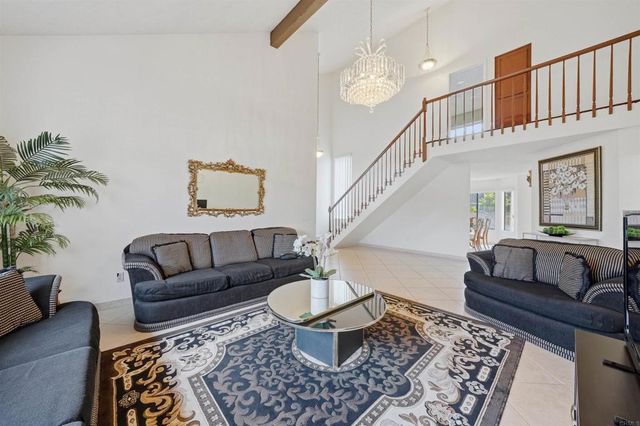 425 Avenida Abajo, El Cajon, CA 92020
