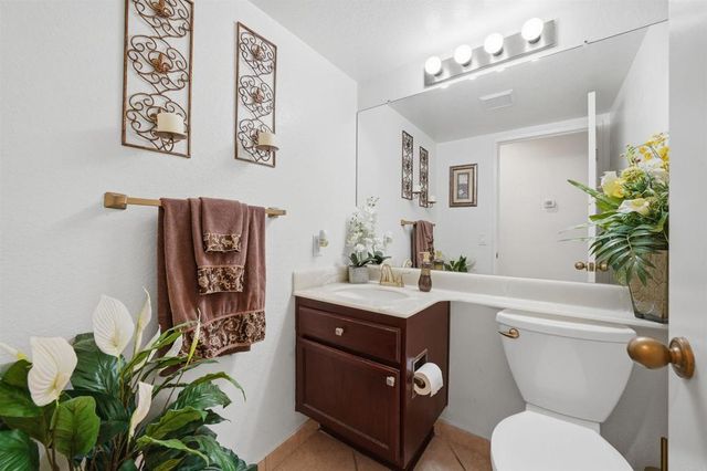 425 Avenida Abajo, El Cajon, CA 92020