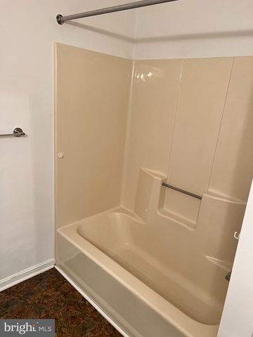 2053 E RALEIGH RD, Hummelstown, PA 17036