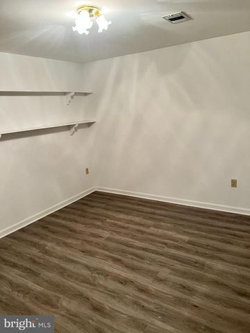 2053 E RALEIGH RD, Hummelstown, PA 17036