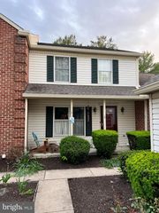 2053 E RALEIGH RD, Hummelstown, PA 17036