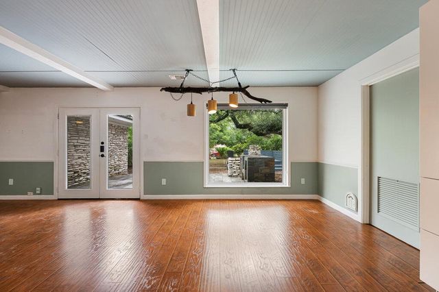 1003 Minda DR, Austin, TX 78758