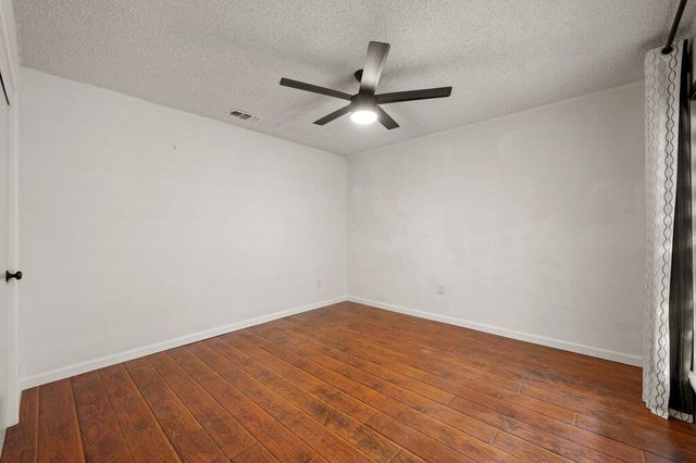 1003 Minda DR, Austin, TX 78758