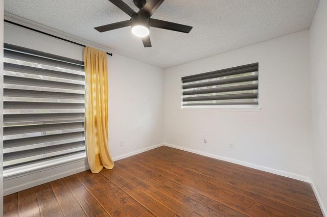 1003 Minda DR, Austin, TX 78758