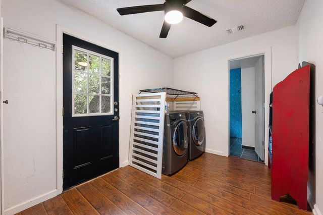 1003 Minda DR, Austin, TX 78758