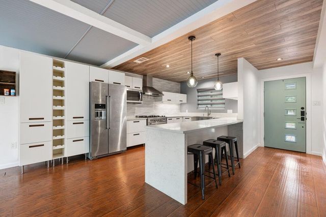 1003 Minda DR, Austin, TX 78758