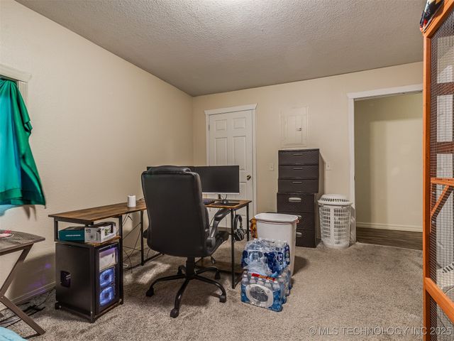 940 N Ross Avenue, Dewey, OK 74029