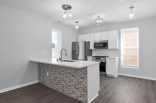 42 King Avenue, Columbus, OH 43201