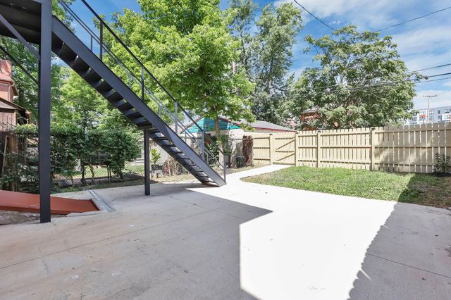 42 King Avenue, Columbus, OH 43201