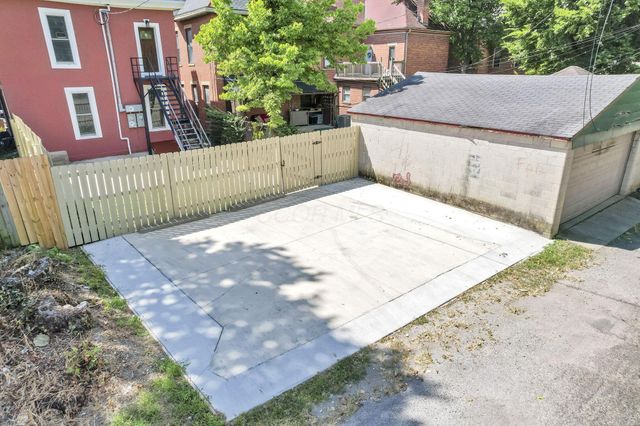 42 King Avenue, Columbus, OH 43201