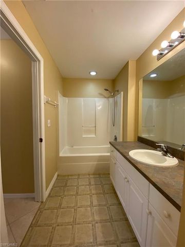 2030 NW 8th TER, Cape Coral, FL 33993