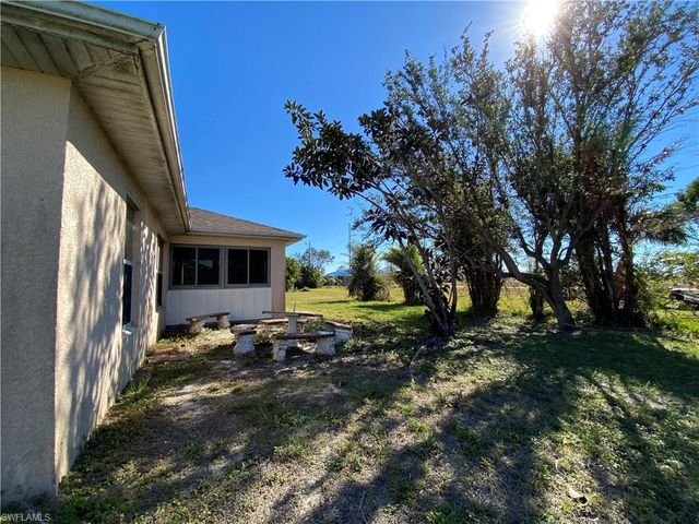 2030 NW 8th TER, Cape Coral, FL 33993