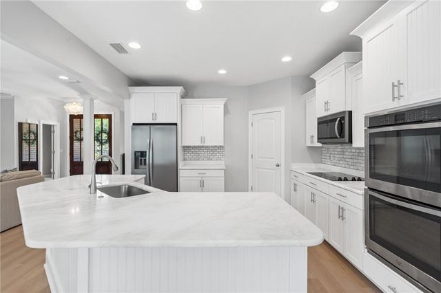 7440 Lake Boulevard, Daphne, AL 36527
