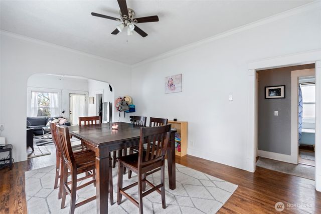 214 N Washington Avenue, Centralia, WA 98531