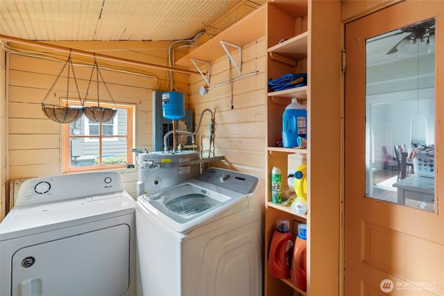 214 N Washington Avenue, Centralia, WA 98531