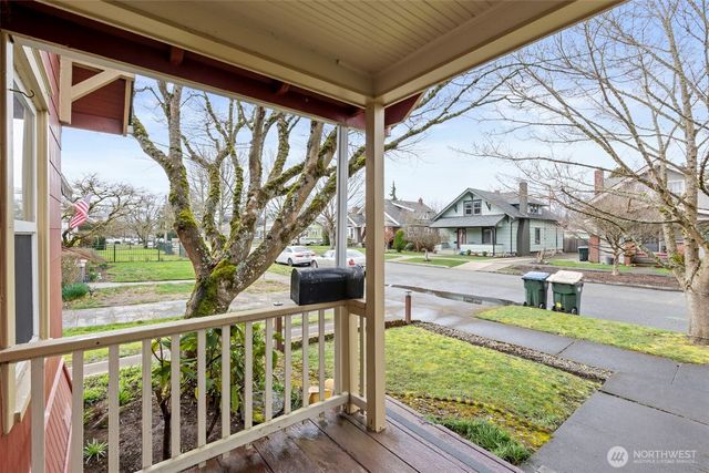 214 N Washington Avenue, Centralia, WA 98531