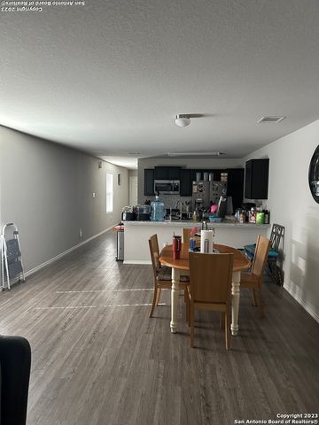 5918 TINA PARK, San Antonio, TX 78242