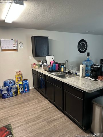 5918 TINA PARK, San Antonio, TX 78242