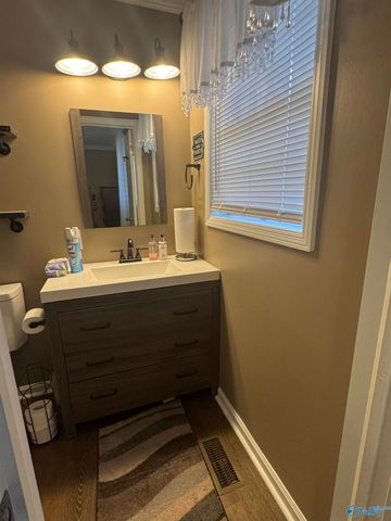 1716 SW Iris Street, Decatur, AL 35601