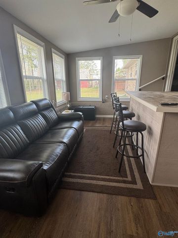 1716 SW Iris Street, Decatur, AL 35601