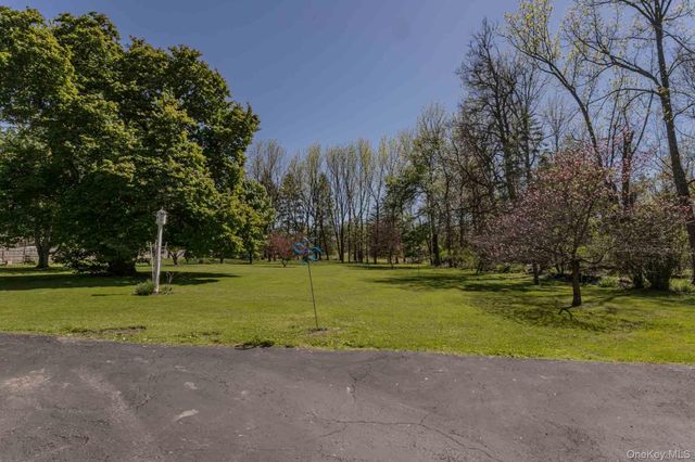 22 Little Brooklyn Road, Warwick, NY 10990