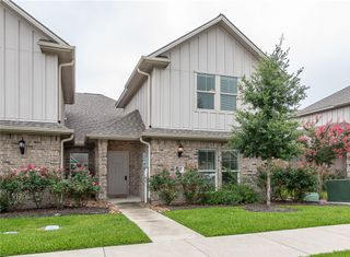 51 Addresses Kenyon, Haverford, Davidson, Claremont Drive, College Station, TX 77845