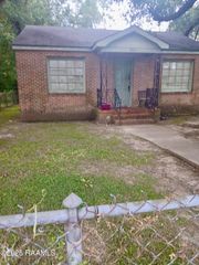 1111 11th Street, Lafayette, LA 70501