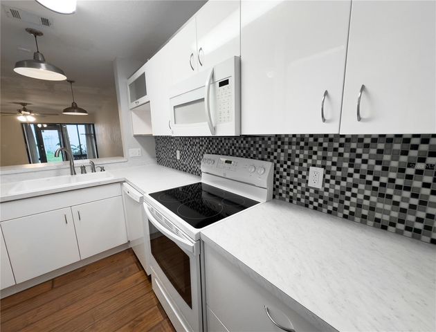 1416 SW 25TH PLACE, Gainesville, FL 32608