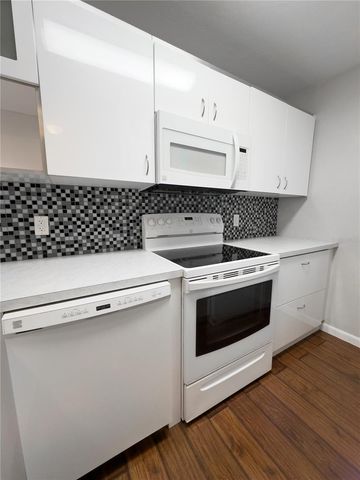 1416 SW 25TH PLACE, Gainesville, FL 32608