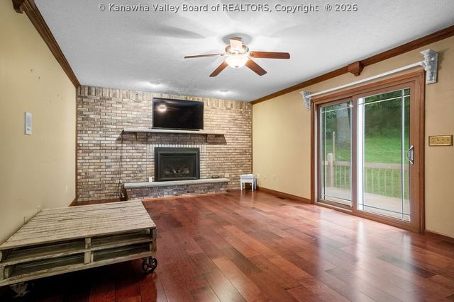 13 Richland Drive, Hurricane, WV 25526