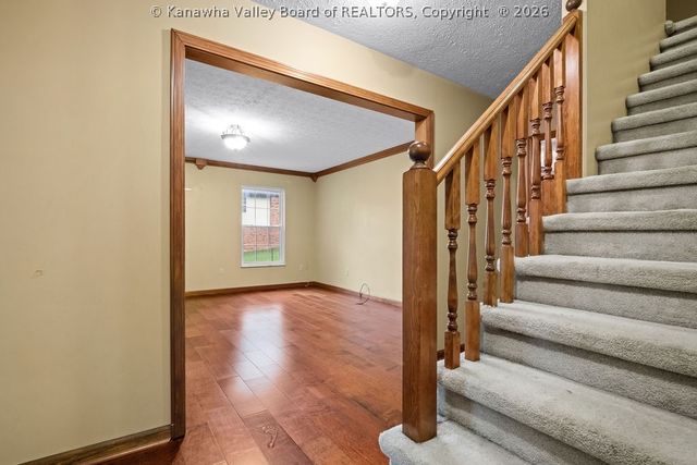 13 Richland Drive, Hurricane, WV 25526