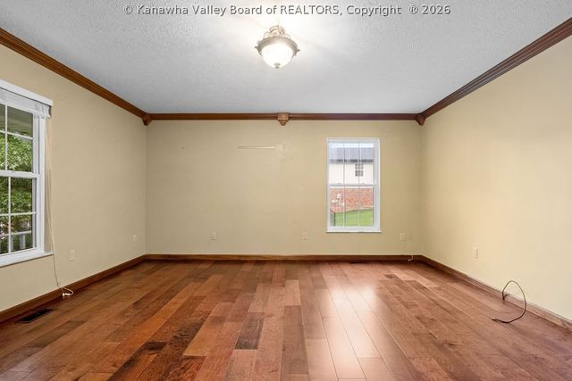 13 Richland Drive, Hurricane, WV 25526