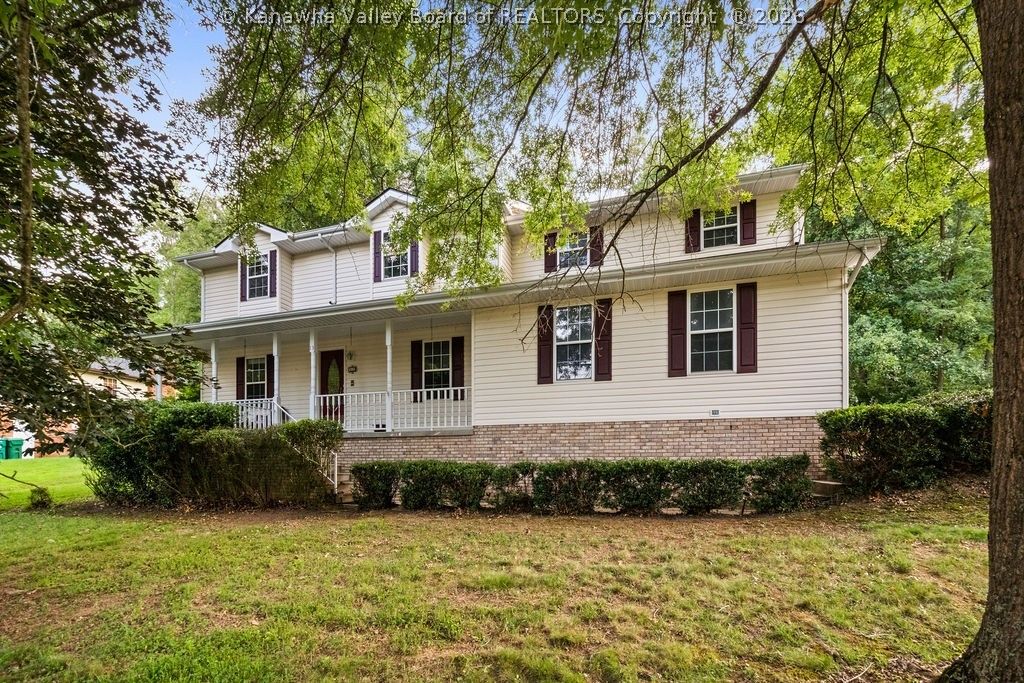 13 Richland Drive, Hurricane, WV 25526