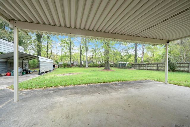 5216 Gloria St, Zachary, LA 70791