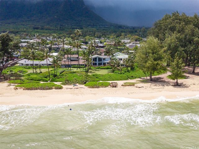 41-1009 Laumilo Street, Waimanalo, HI 96795