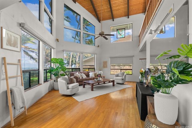 41-1009 Laumilo Street, Waimanalo, HI 96795