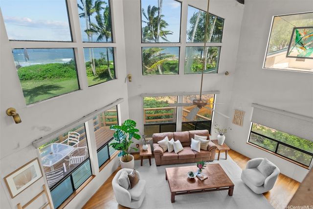 41-1009 Laumilo Street, Waimanalo, HI 96795