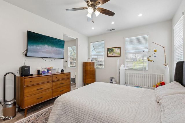 5040 Robles Street, Camarillo, CA 93012