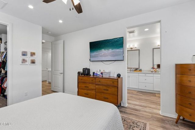 5040 Robles Street, Camarillo, CA 93012