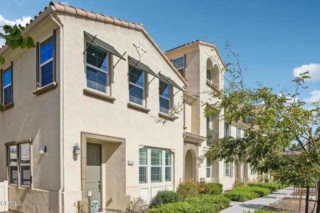 5040 Robles Street, Camarillo, CA 93012