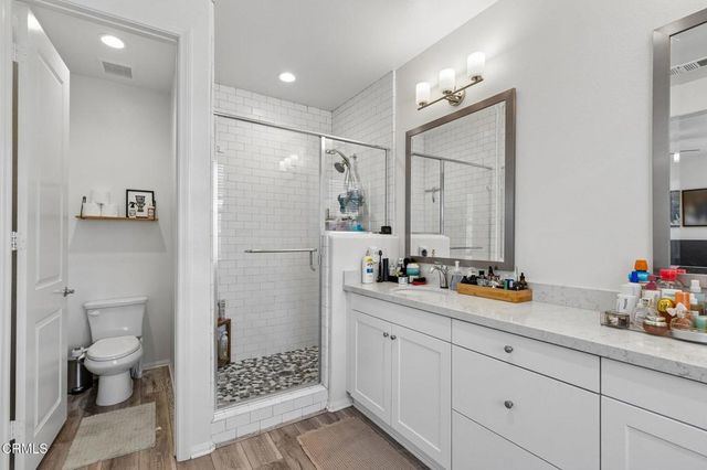 5040 Robles Street, Camarillo, CA 93012