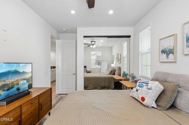 5040 Robles Street, Camarillo, CA 93012