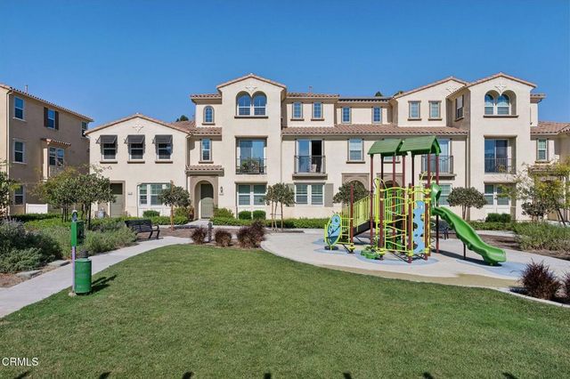 5040 Robles Street, Camarillo, CA 93012