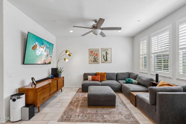 5040 Robles Street, Camarillo, CA 93012