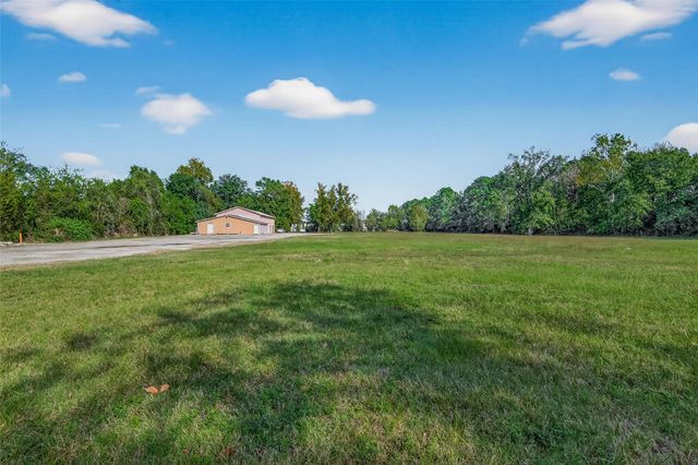 1416 Gears Road, Houston, TX 77067