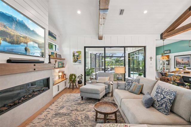 2204 89TH STREET NW, Bradenton, FL 34209