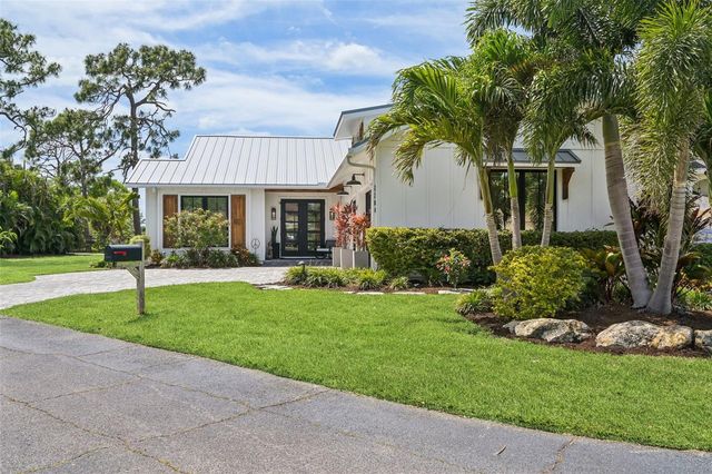 2204 89TH STREET NW, Bradenton, FL 34209