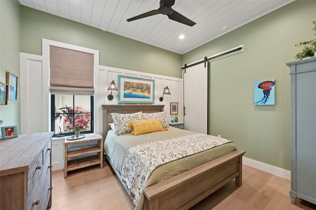 2204 89TH STREET NW, Bradenton, FL 34209