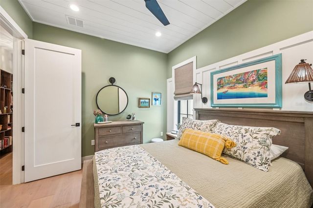 2204 89TH STREET NW, Bradenton, FL 34209